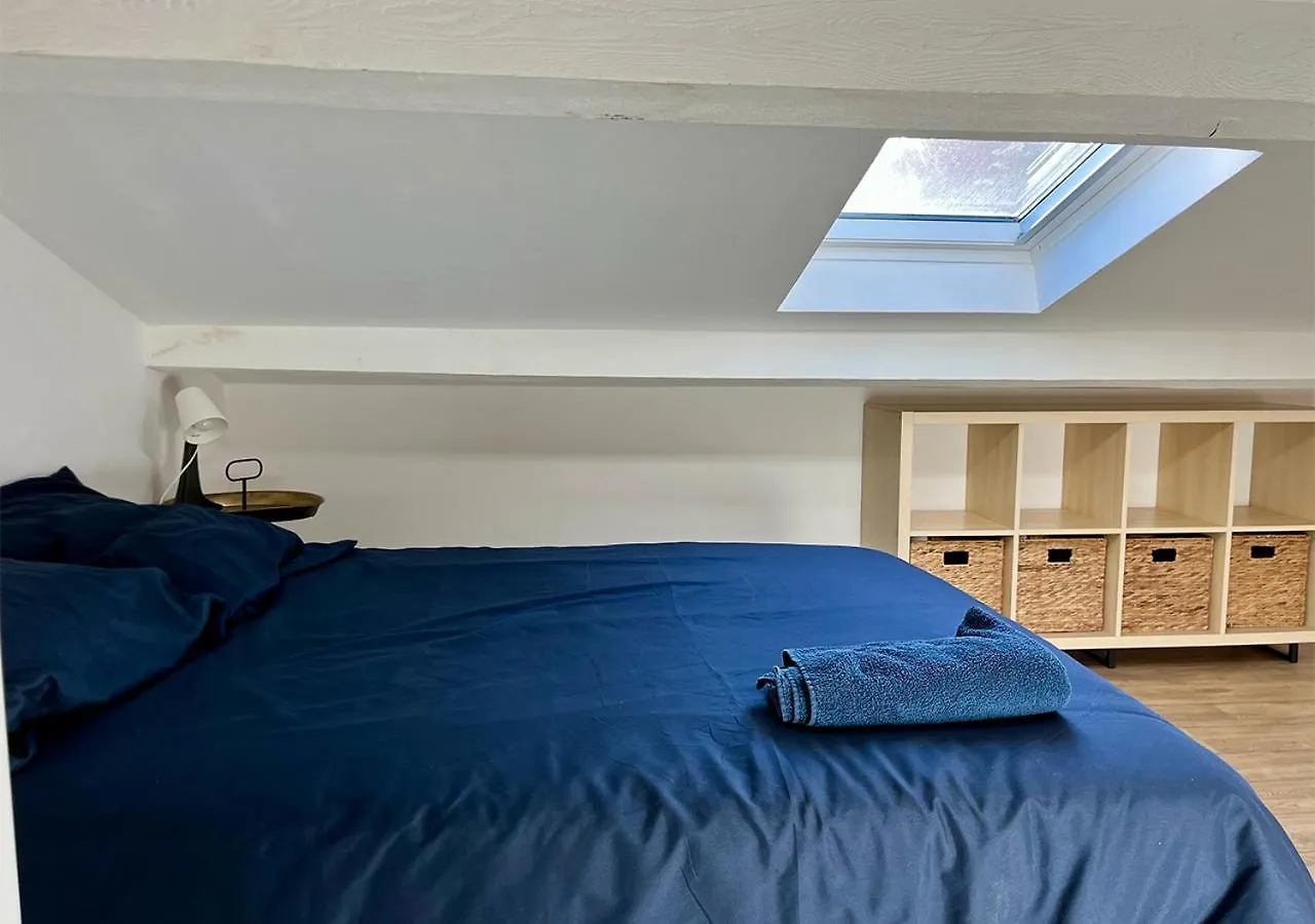 Duplex Moderne A 5 Min Aix Apartment Aix-en-Provence 0*,  France